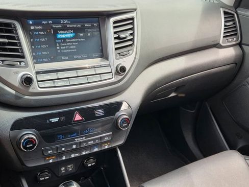 Used 2018 Hyundai Tucson Limited FWD image 28