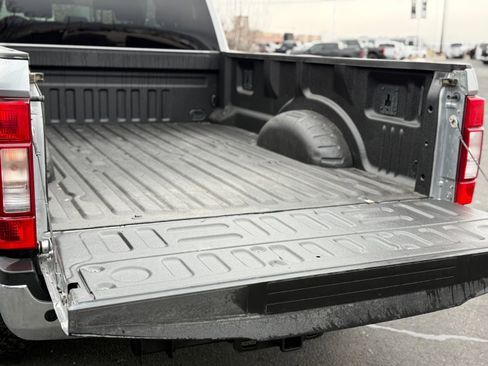 Used 2020 Ford F250 XLT image 9