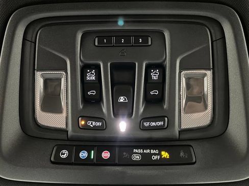 Used 2025 Chevrolet Silverado 3500 High Country w/ High Country Premium Package AWD/4WD image 41
