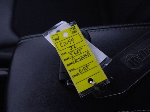 Used 2022 Jeep Compass Altitude w/ Convenience Group image 29