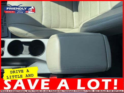 Used 2015 Ford Escape SE image 26