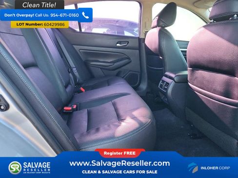 Used 2020 Nissan Altima 2.0 Platinum FWD image 13