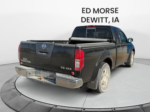 Used 2008 Nissan Frontier SE w/ SE Value Truck Pkg AWD/4WD image 5