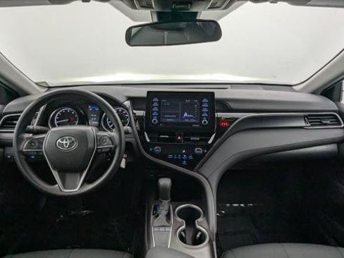 Used 2024 Toyota Camry LE FWD image 26