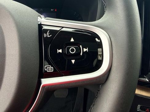 New 2026 Volvo XC60 B5 Ultra image 27