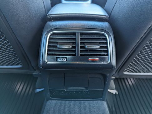 Used 2016 Audi A4 2.0T Premium image 34