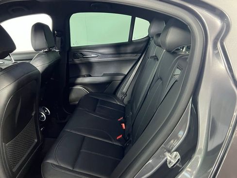 Used 2022 Alfa Romeo Stelvio Sprint image 26