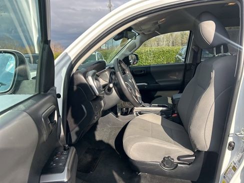 Used 2023 Toyota Tacoma SR5 image 15