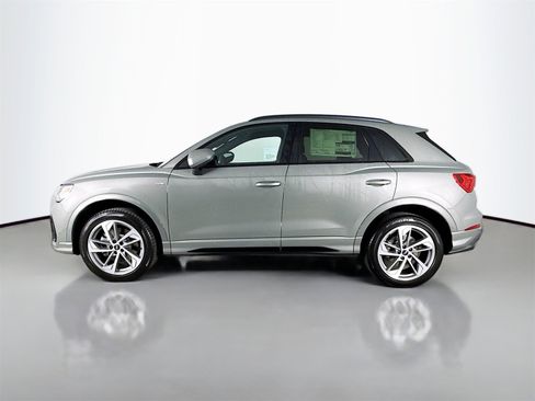 New 2025 Audi Q3 2.0T Premium image 4