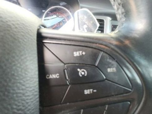 Used 2019 Dodge Charger SXT RWD image 20