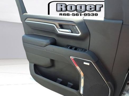 Used 2025 Chevrolet Silverado 1500 LT Trail Boss w/ Convenience Package II AWD/4WD image 21