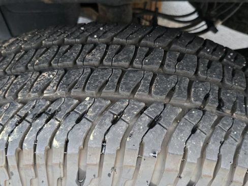 Used 2018 Ford F150 Lariat w/ Equipment Group 502A Luxury image 25