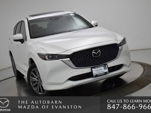 New 2025 MAZDA CX-5 Signature image 2