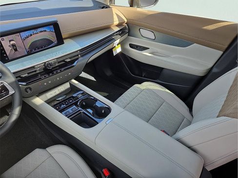 New 2026 Nissan Murano Platinum w/ Technology Package AWD/4WD image 12