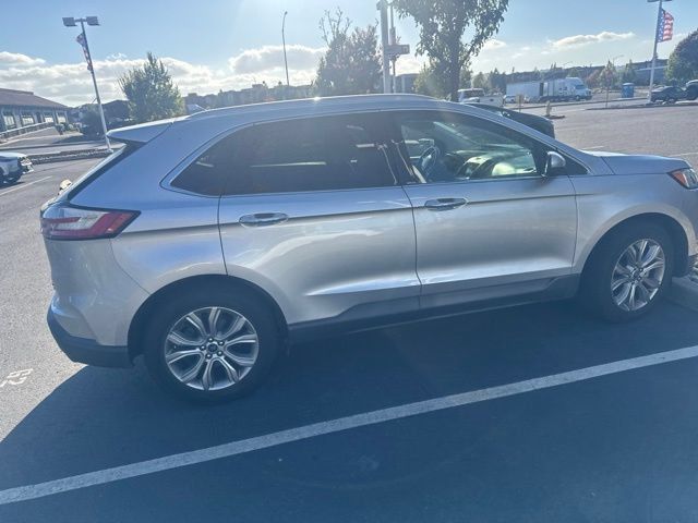 Used 2019 Ford Edge Titanium FWD image 50