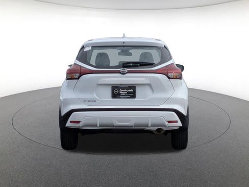 Used 2025 Nissan Kicks Play S image 6