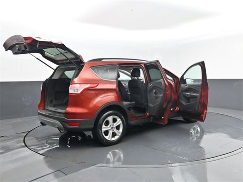 Used 2014 Ford Escape SE w/ Equipment Group 201A image 29