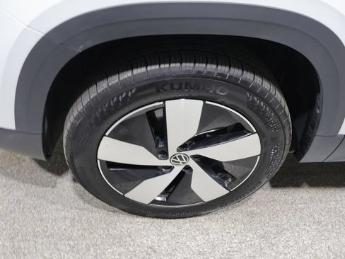 Used 2025 Volkswagen Taos S AWD/4WD image 9