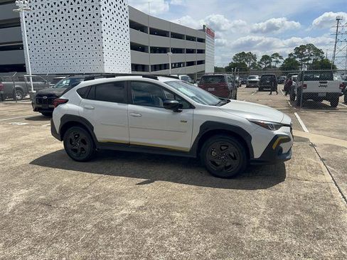 Used 2024 Subaru Crosstrek 2.5i Sport AWD/4WD image 4