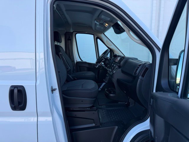 Used 2024 RAM ProMaster 3500 w/ Convenience Group FWD image 16