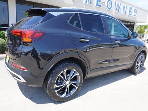 Used 2022 Buick Encore GX Select w/ Advanced Technology Package image 6