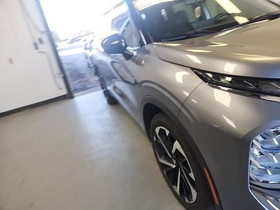Used 2022 Mitsubishi Outlander SE