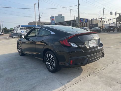 Used 2016 Honda Civic LX-P image 3
