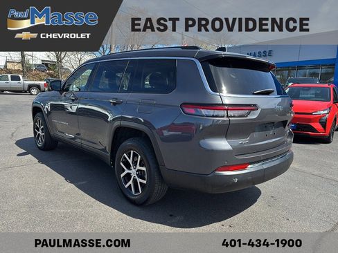 Used 2023 Jeep Grand Cherokee L Limited w/ Trailer Tow Group (B) AWD/4WD image 5