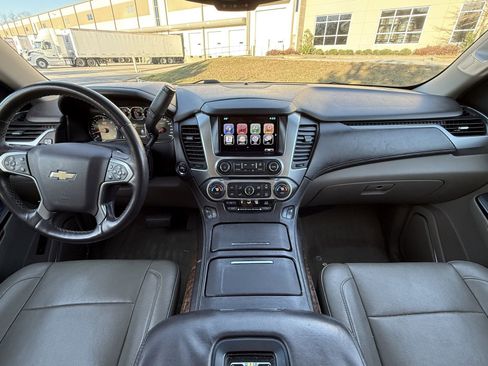 Used 2015 Chevrolet Suburban LTZ image 22