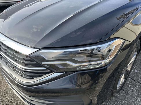 Used 2024 Volkswagen Jetta SE image 7