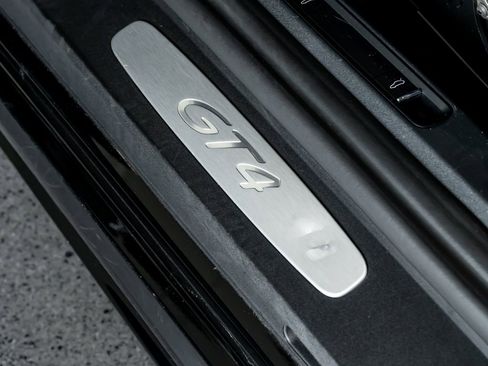 Used 2020 Porsche 718 Cayman GT4 RWD image 14
