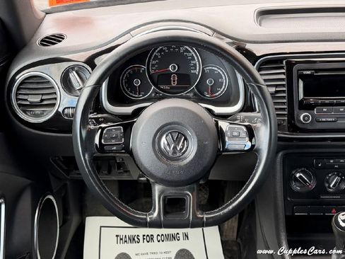 Used 2014 Volkswagen Beetle 2.5 image 19