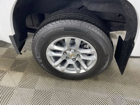 New 2025 Chevrolet Silverado 1500 LT AWD/4WD image 18