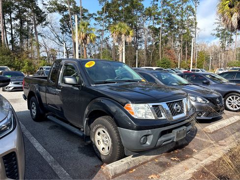 Used 2018 Nissan Frontier S image 15