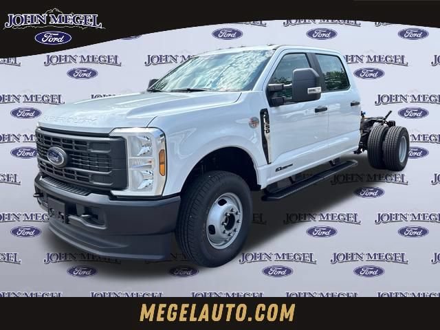 New 2026 Ford F350 XL AWD/4WD image 1