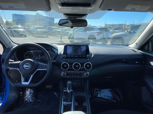 Used 2025 Nissan Sentra SV image 32