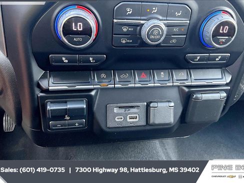Used 2022 Chevrolet Silverado 1500 LT w/ All Star Edition Plus AWD/4WD image 24