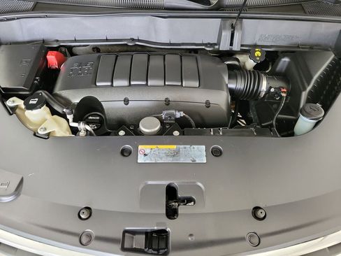 Certified 2017 Chevrolet Traverse LT image 24