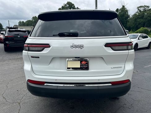 Used 2024 Jeep Grand Cherokee L Laredo RWD image 7
