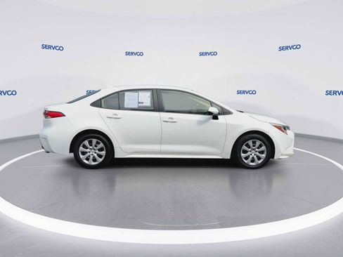 Used 2023 Toyota Corolla LE image 9