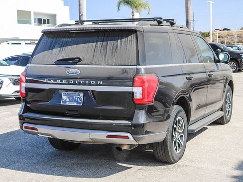 Used 2024 Ford Expedition XLT AWD/4WD image 4