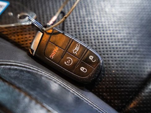 Used 2019 Dodge Charger SXT w/ Leather Interior Group image 36