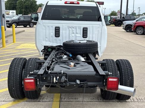 New 2026 GMC Sierra 3500 Pro w/ Convenience Package AWD/4WD image 4