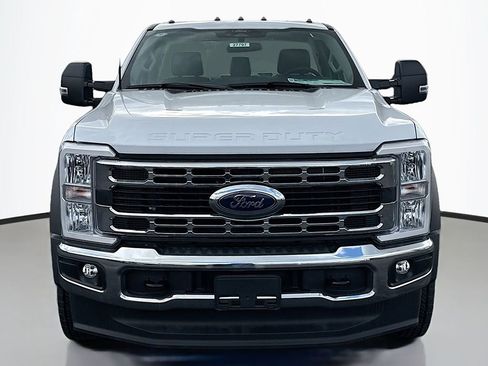 New 2024 Ford F450 XL w/ XL Chrome Package image 8