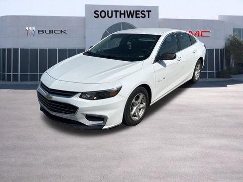 Used 2018 Chevrolet Malibu LS w/ LPO, Convenience Package 1 image 1