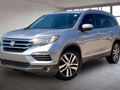 Used 2017 Honda Pilot Elite image 1