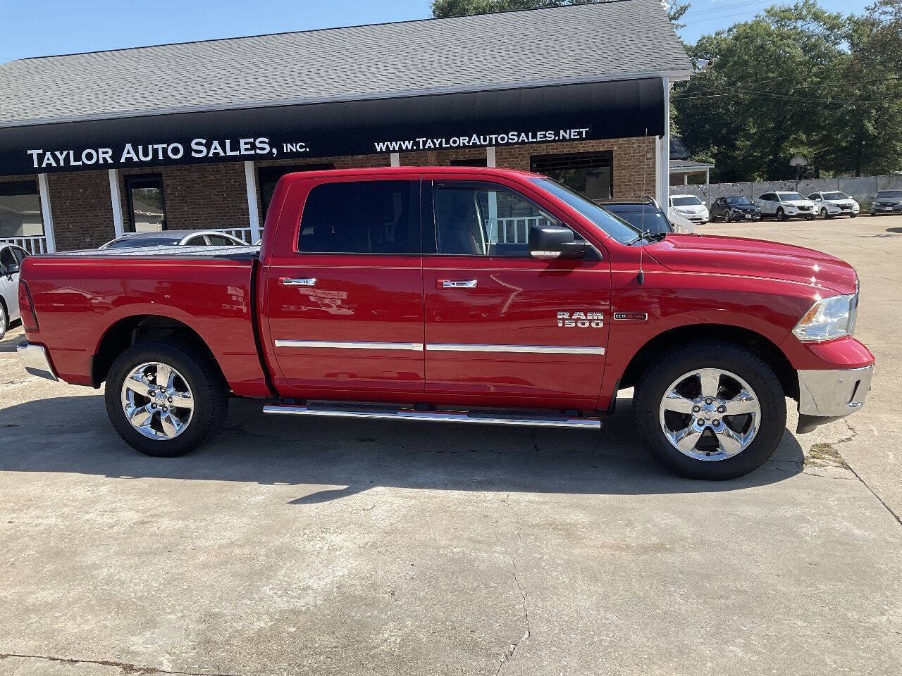 Used 2015 RAM 1500 Big Horn AWD/4WD image 2