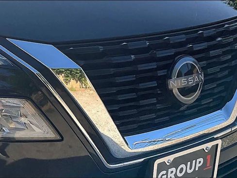 Used 2022 Nissan Rogue SV FWD image 29