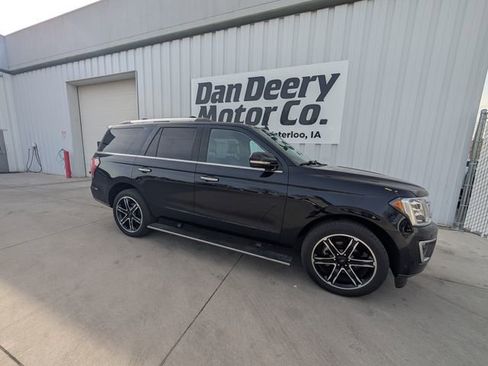 Used 2021 Ford Expedition Limited image 27