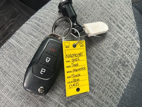 Used 2022 Ford Maverick XLT FWD image 31